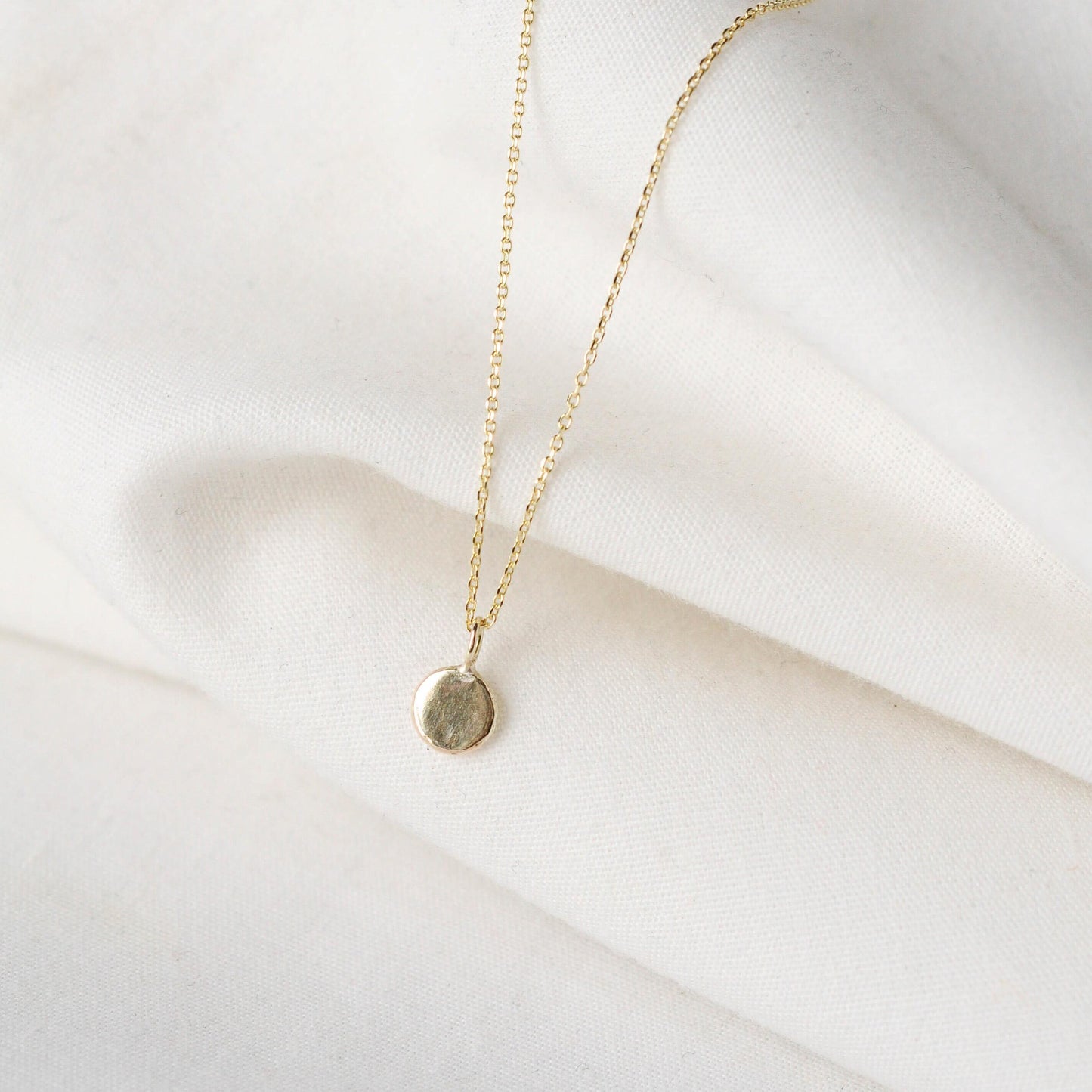 9ct Gold Necklace with Round Pendant - Drumgreenagh Gift Shop